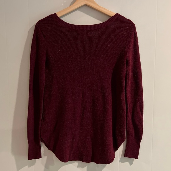 American Eagle Woman’s Sweater - Picture 4 of 5